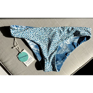 CARVE DESIGNS Sanitas Reversible Bikini Bottom, Encinitas, NWT, Size MD